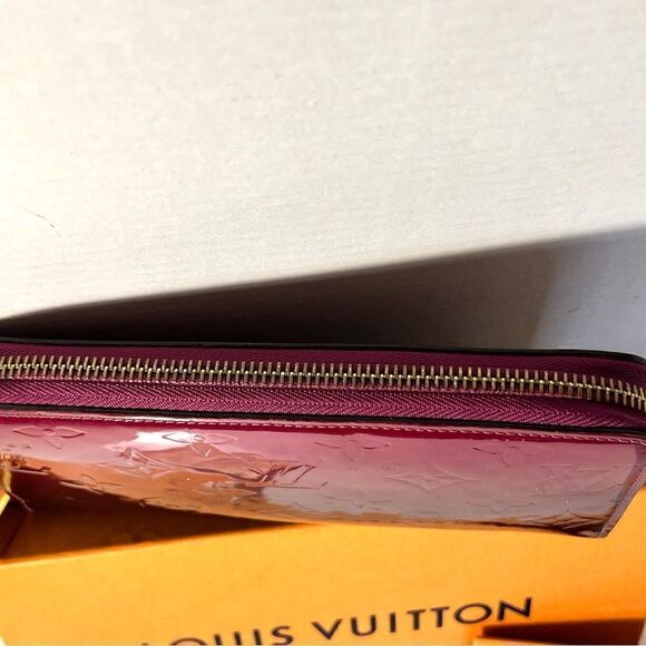Authentic Louis Vuitton Ombré Zippy Wallet - Picture 5 of 13